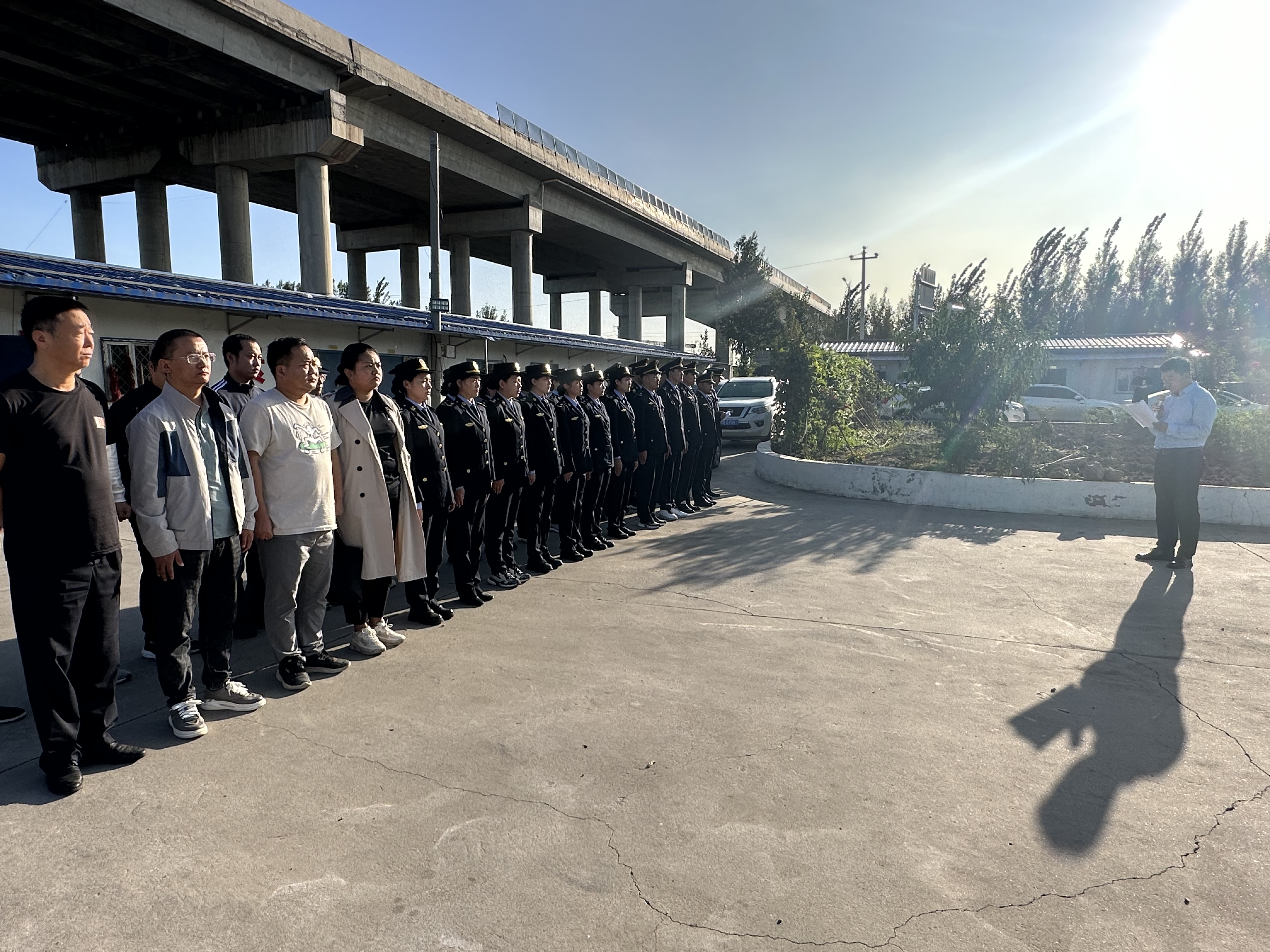 河北通力舉行迎國慶升國旗儀式 促進員工愛國主義教育、服務質量再提升