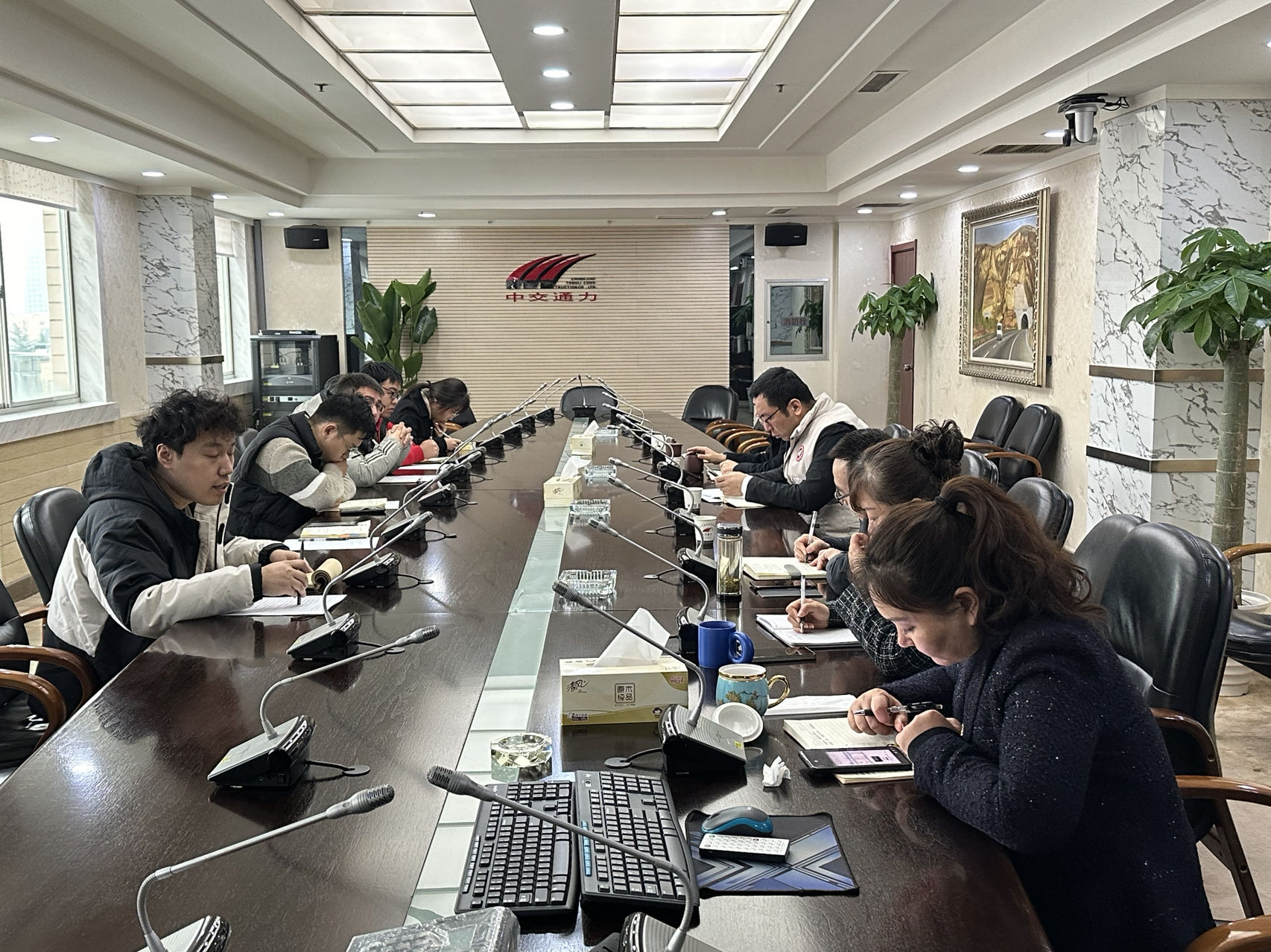 聚力“數字與安全”新引擎，共謀部門發展新篇章——數字與安全監測中心2024年度首會隆重召開